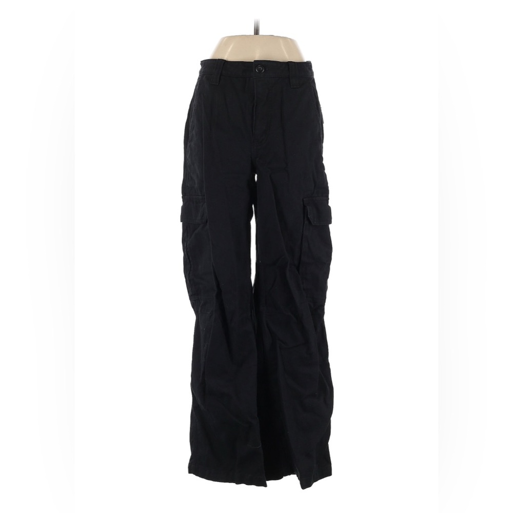 Aritzia TNA Black Cargo Pants
